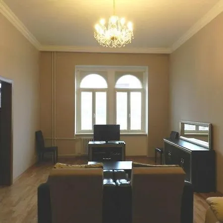 Apartman Luna 3 شقة *