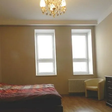 Apartman Luna 3 * كارلوفي فاري